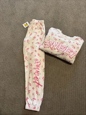 Kids Cream and Pink Floral 'Sweet' Jogger Set - Cozy Matching Set